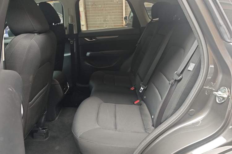 Used Mazda CX-5 2022 2.0L Automatic Two-Wheel Drive Comfort Version Left Rear Seat