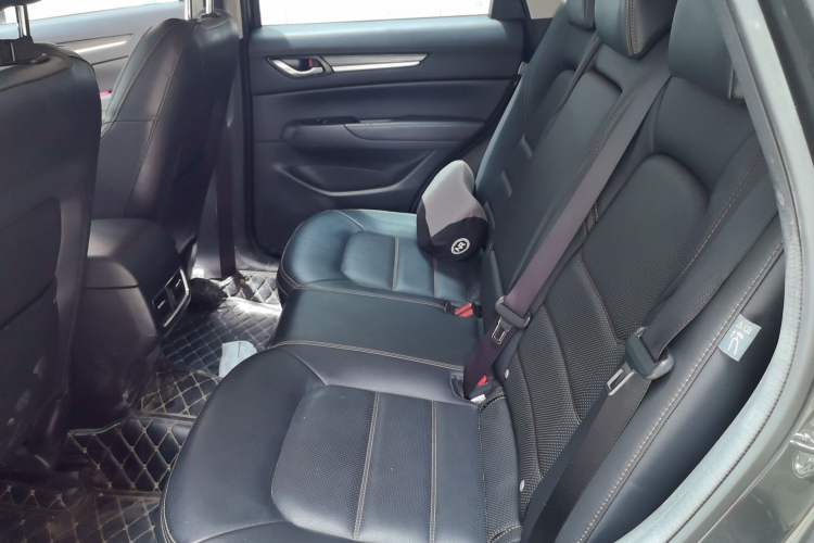 Used Mazda CX-5 2022 2.0L Automatic Two-Wheel Drive Zhiya Version Left Rear Seat