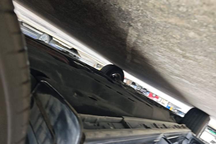 Used Mazda CX-5 2022 2.0L Automatic Two-Wheel Drive Comfort Version Left Side Sill