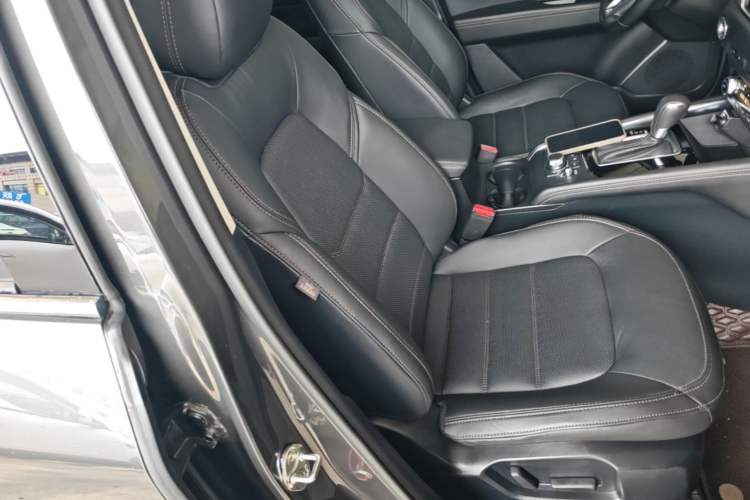Used Mazda CX-5 2022 2.5L Automatic 4x4 Prestige Edition Right Front Seat