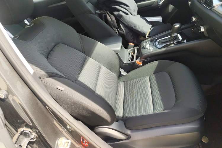 Used Mazda CX-5 2022 2.0L Automatic Two-Wheel Drive Smart Edition Right Front Seat