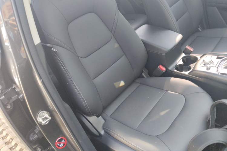 Used Mazda CX-5 2022 2.0L Automatic Two-Wheel Drive Smart Edition Right Front Seat
