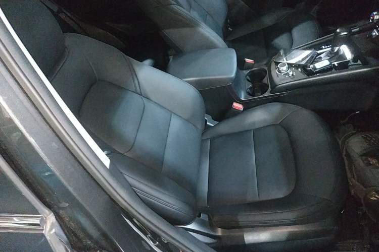 Used Mazda CX-5 2022 2.0L Automatic Two-Wheel Drive Smart Edition Right Front Seat