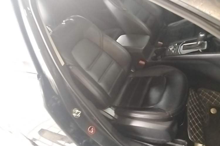 Used Mazda CX-5 2022 2.0L Automatic Two-Wheel Drive Smart Edition Right Front Seat