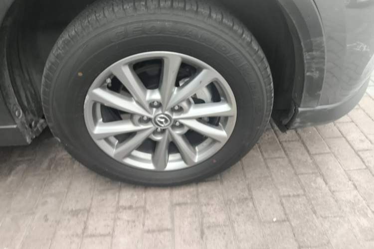 Used Mazda CX-5 2022 2.0L Automatic Two-Wheel Drive Zhiya Version Right Front Wheel Hub