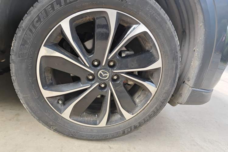 Used Mazda CX-5 2022 2.5L Automatic 4x4 Prestige Edition Right Front Wheel Hub