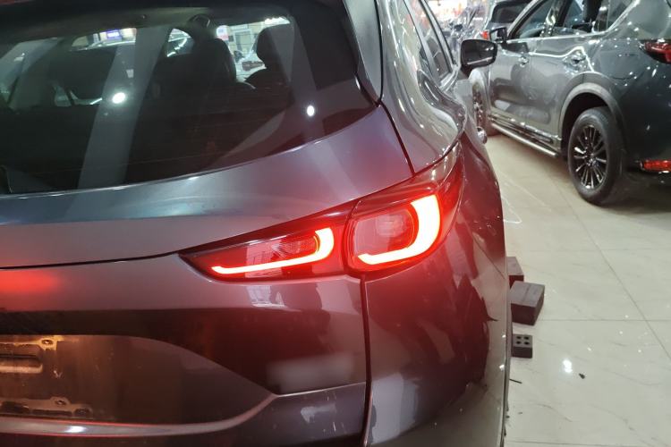 Used Mazda CX-5 2022 2.0L Automatic Two-Wheel Drive Smart Edition Right Rear Taillight