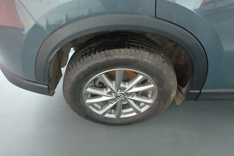 Used Mazda CX-5 2022 2.0L Automatic Two-Wheel Drive Zhiya Version Right Rear Wheel Hub