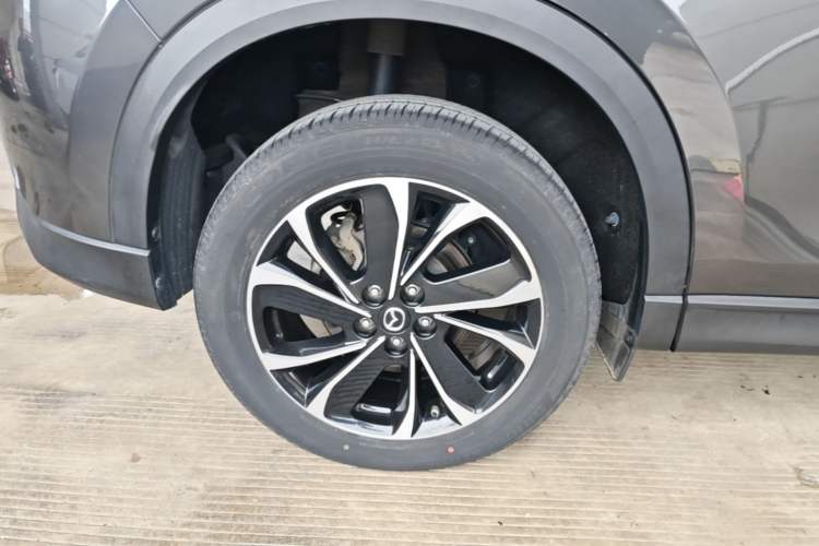 Used Mazda CX-5 2022 2.5L Automatic 4x4 Prestige Edition Right Rear Wheel Hub
