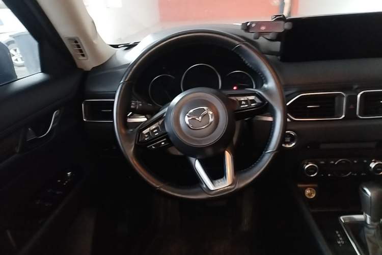 Used Mazda CX-5 2022 2.0L Automatic Two-Wheel Drive Zhiya Version Steering Wheel