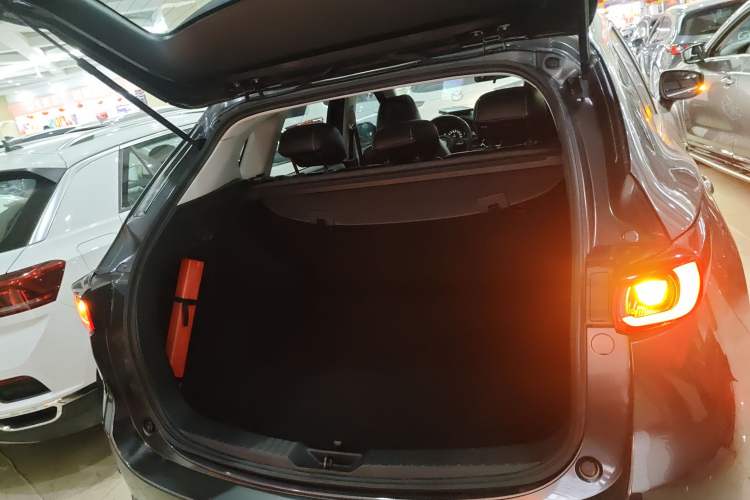 Used Mazda CX-5 2022 2.0L Automatic Two-Wheel Drive Smart Edition Trunk