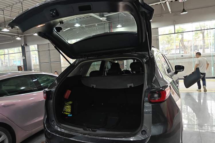 Used Mazda CX-5 2022 2.0L Automatic Two-Wheel Drive Smart Edition Trunk