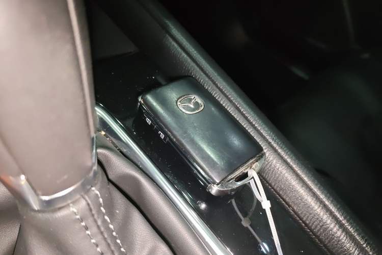 Used Mazda CX-5 2022 2.0L Automatic Two-Wheel Drive Smart Edition Vehicle Key