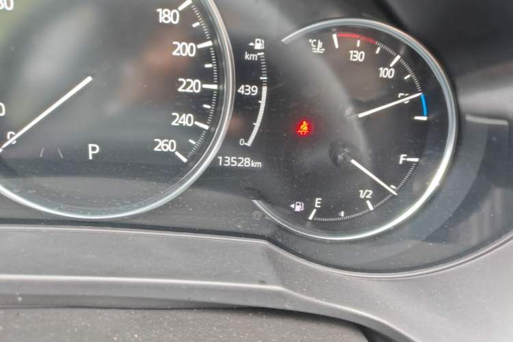 Used Mazda CX-5 2022 2.5L Automatic 4x4 Prestige Edition Odometer Close Up