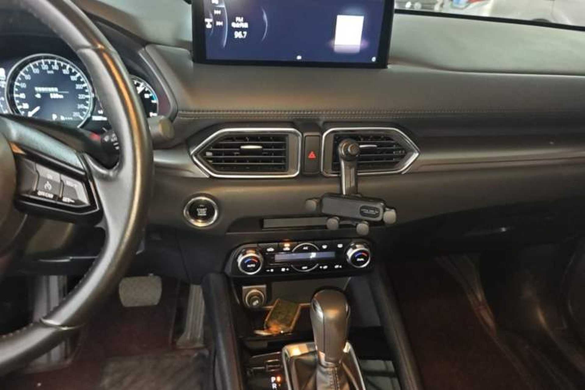Used Mazda CX-5 2022 2.0L Automatic Two-Wheel Drive Smart Edition Audio And AC Panel
