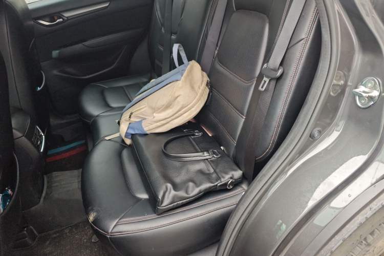 Used Mazda CX-5 2022 2.0L Automatic Two-Wheel Drive Comfort Version Left Rear Seat