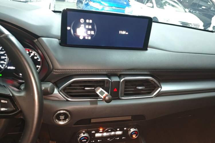 Used Mazda CX-5 2022 2.0L Automatic Two-Wheel Drive Smart Edition Audio And AC Panel