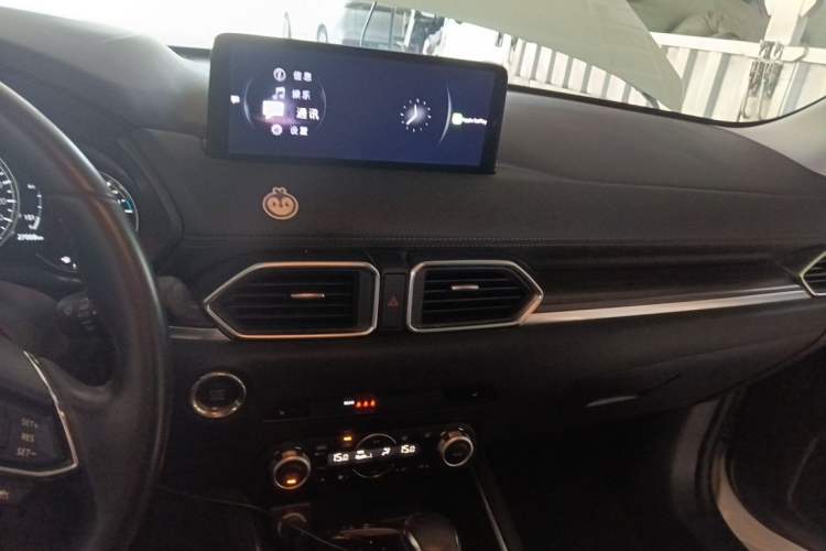 Used Mazda CX-5 2022 2.5L Automatic Two-Wheel Drive ZhiZun Version Audio And AC Panel