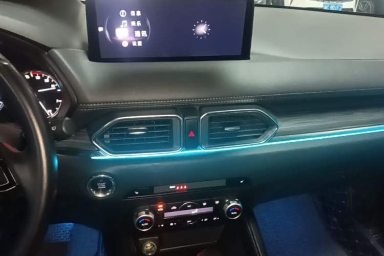 Used Mazda CX-5 2022 2.0L Automatic Two-Wheel Drive Zhiya Version Audio And AC Panel