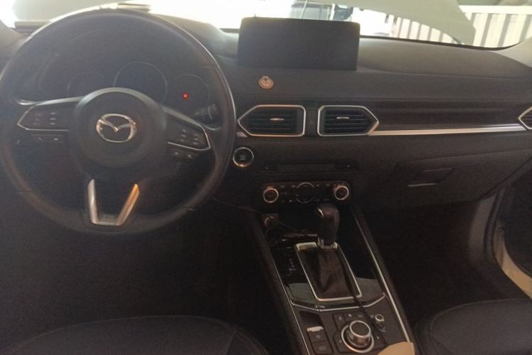Used Mazda CX-5 2022 2.5L Automatic Two-Wheel Drive ZhiZun Version Center Console