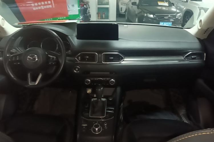 Used Mazda CX-5 2022 2.0L Automatic Two-Wheel Drive Zhiya Version Center Console