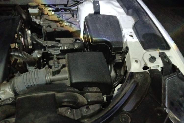 Used Mazda CX-5 2022 2.0L Automatic Two-Wheel Drive Comfort Version Engine Bay Left