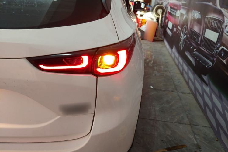 Used Mazda CX-5 2022 2.0L Automatic Two-Wheel Drive Zhiya Version Exterior 3