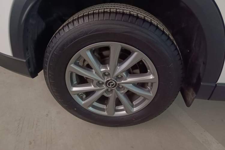 Used Mazda CX-5 2022 2.0L Automatic Two-Wheel Drive Smart Edition Exterior 5