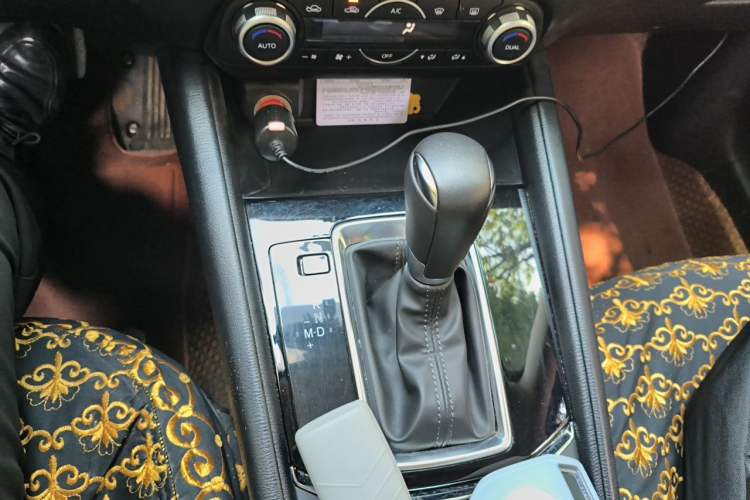 Used Mazda CX-5 2022 2.0L Automatic Two-Wheel Drive Zhiya Version Gear Lever