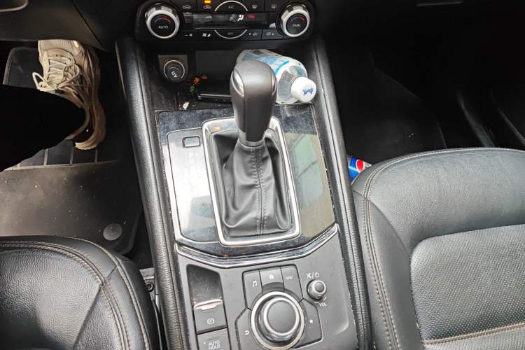 Used Mazda CX-5 2022 2.0L Automatic Two-Wheel Drive Zhiya Version Gear Lever