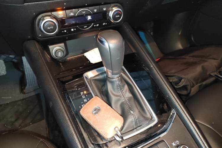 Used Mazda CX-5 2022 2.0L Automatic Two-Wheel Drive Smart Edition Gear Lever