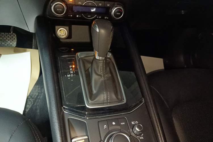 Used Mazda CX-5 2022 2.0L Automatic Two-Wheel Drive Smart Edition Gear Lever