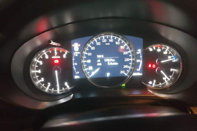 Used Mazda CX-5 2022 2.0L Automatic Two-Wheel Drive Zhiya Version Instrument Cluster