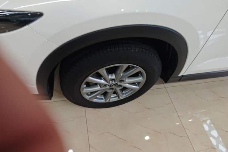 Used Mazda CX-5 2022 2.0L Automatic Two-Wheel Drive Zhiya Version Left Front Wheel Hub