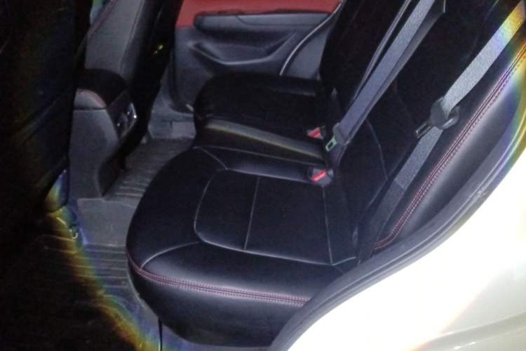 Used Mazda CX-5 2022 2.0L Automatic Two-Wheel Drive Comfort Version Left Rear Seat
