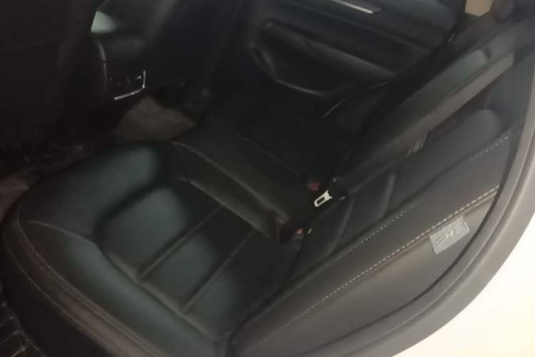 Used Mazda CX-5 2022 2.0L Automatic Two-Wheel Drive Zhiya Version Left Rear Seat