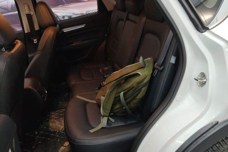 Used Mazda CX-5 2022 2.0L Automatic Two-Wheel Drive Zhiya Version Left Rear Seat