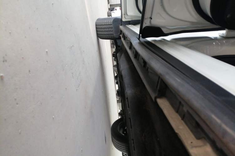 Used Mazda CX-5 2022 2.0L Automatic Two-Wheel Drive Smart Edition Left Side Sill