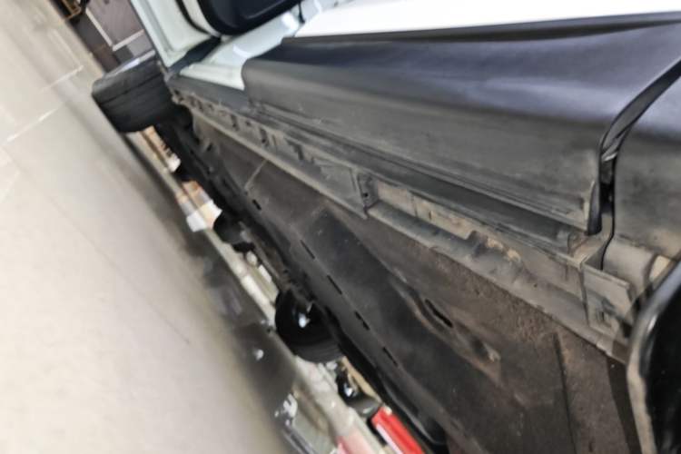 Used Mazda CX-5 2022 2.0L Automatic Two-Wheel Drive Zhiya Version Left Side Sill
