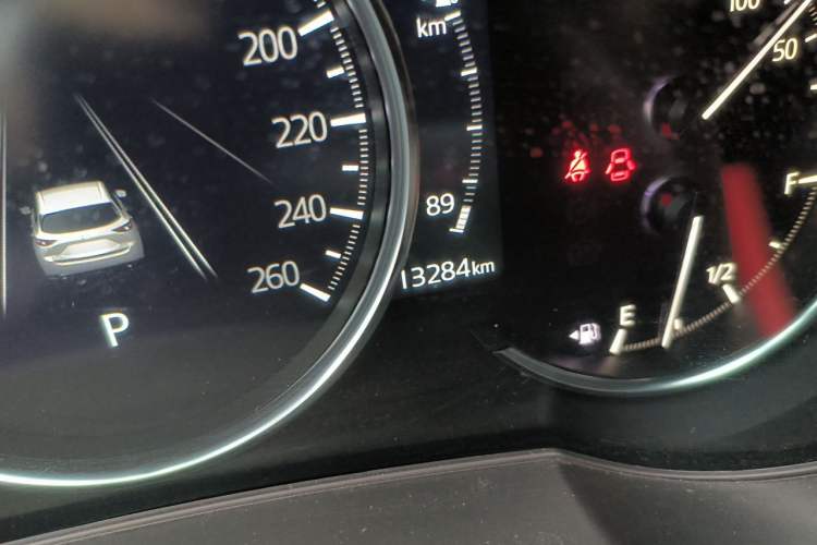 Used Mazda CX-5 2022 2.5L Automatic Two-Wheel Drive Smart Version Odometer Close Up