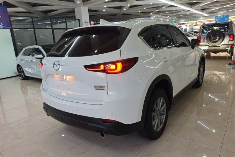 Used Mazda CX-5 2022 2.0L Automatic Two-Wheel Drive Zhiya Version Rear Right 45 Deg