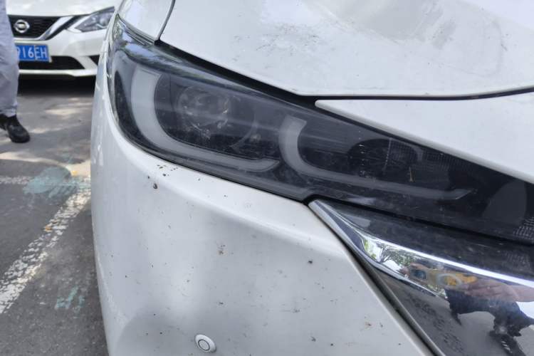 Used Mazda CX-5 2022 2.0L Automatic Two-Wheel Drive Zhiya Version Right Front Headlight