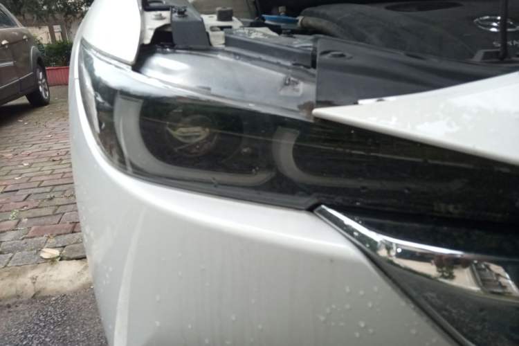 Used Mazda CX-5 2022 2.0L Automatic Two-Wheel Drive Smart Edition Right Front Headlight