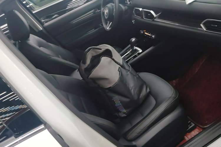 Used Mazda CX-5 2022 2.0L Automatic Two-Wheel Drive Zhiya Version Right Front Seat