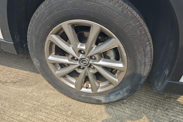 Used Mazda CX-5 2022 2.0L Automatic Two-Wheel Drive Zhiya Version Right Front Wheel Hub