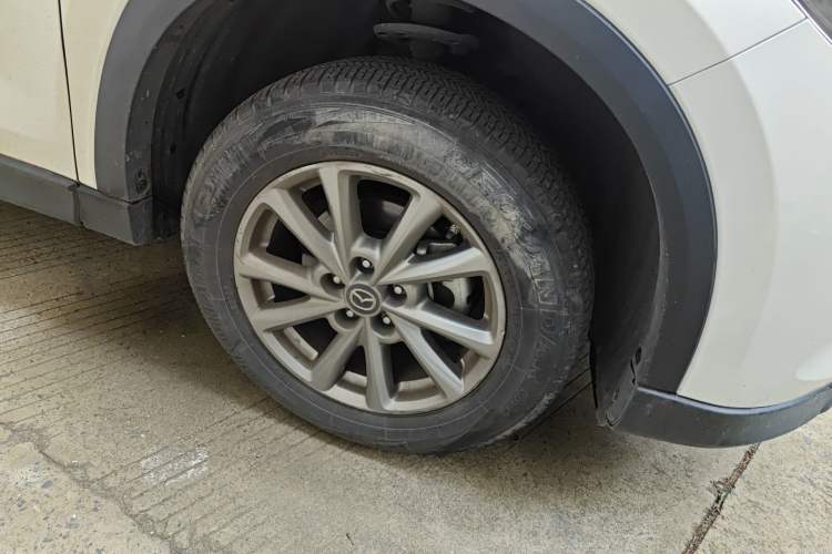 Used Mazda CX-5 2022 2.0L Automatic Two-Wheel Drive Zhiya Version Right Front Wheel Hub