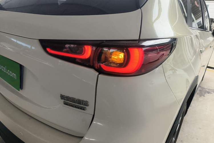 Used Mazda CX-5 2022 2.0L Automatic Two-Wheel Drive Smart Edition Right Rear Taillight