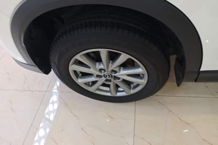 Used Mazda CX-5 2022 2.0L Automatic Two-Wheel Drive Zhiya Version Right Rear Wheel Hub