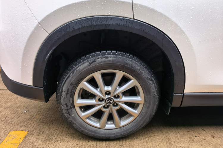 Used Mazda CX-5 2022 2.0L Automatic Two-Wheel Drive Comfort Version Right Rear Wheel Hub