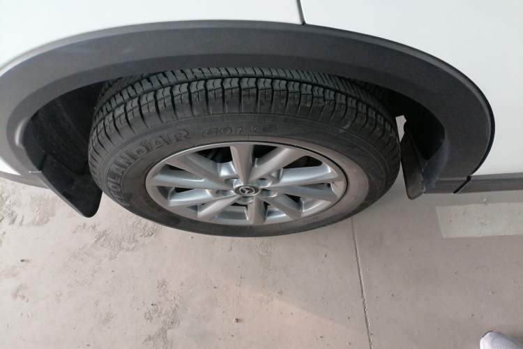 Used Mazda CX-5 2022 2.0L Automatic Two-Wheel Drive Smart Edition Right Rear Wheel Hub